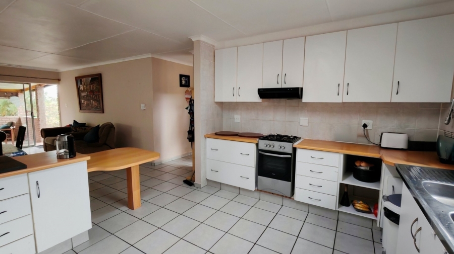 4 Bedroom Property for Sale in Riverside Western Cape
